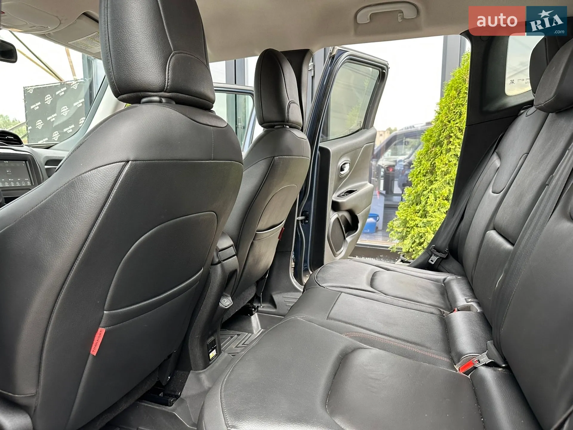 2020 Jeep Renegade - мініатюра 16