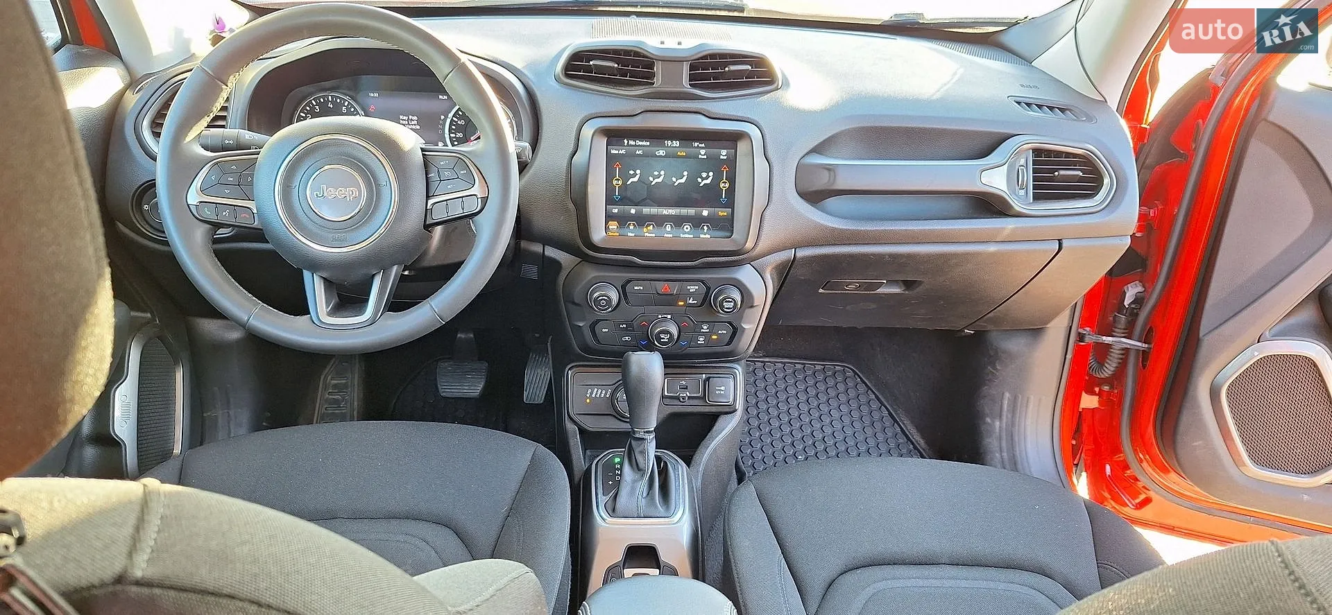 2022 Jeep Renegade - мініатюра 24