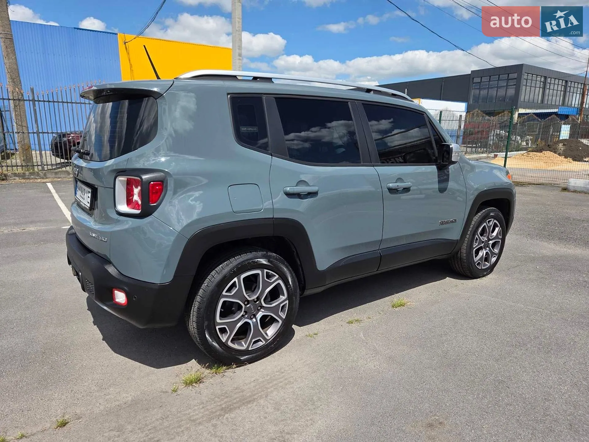2016 Jeep Renegade - мініатюра 4