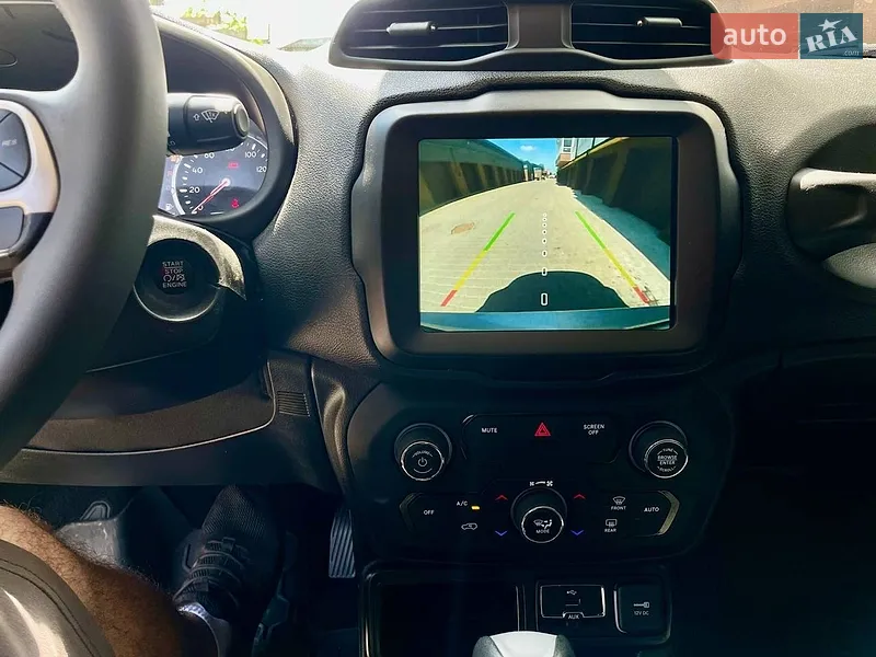 Jeep Renegade 2020 VIN ZACNJABB4LPL50170 фото оголошення 18 з 57