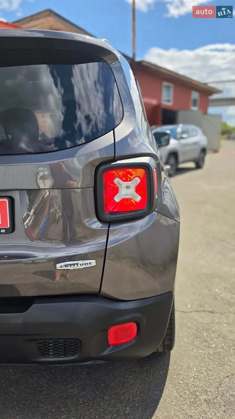 2017 Jeep Renegade - мініатюра 7