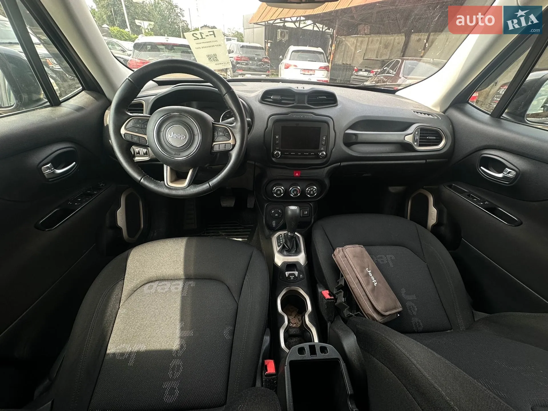 2017 Jeep Renegade - мініатюра 16