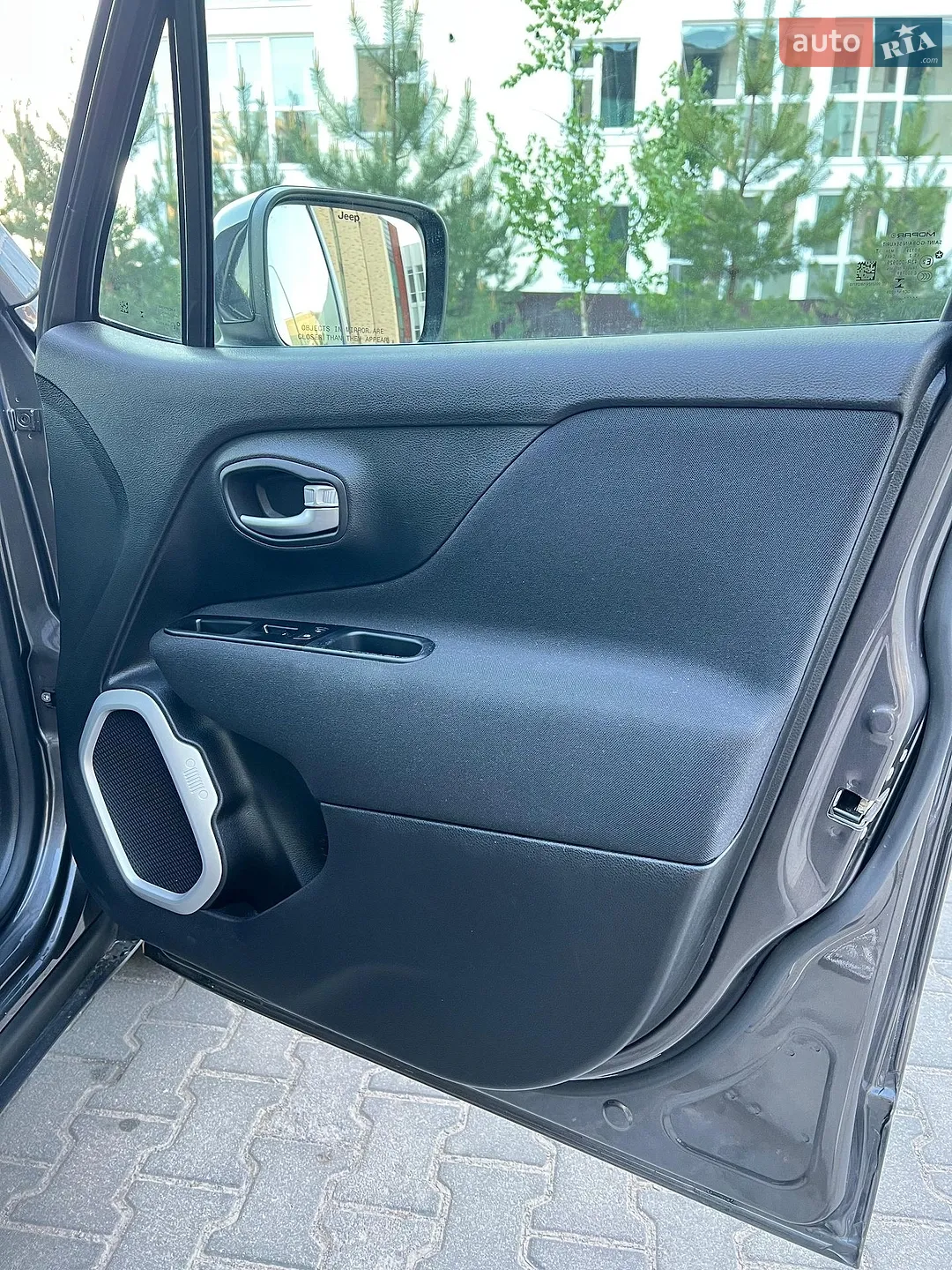 2020 Jeep Renegade - мініатюра 29