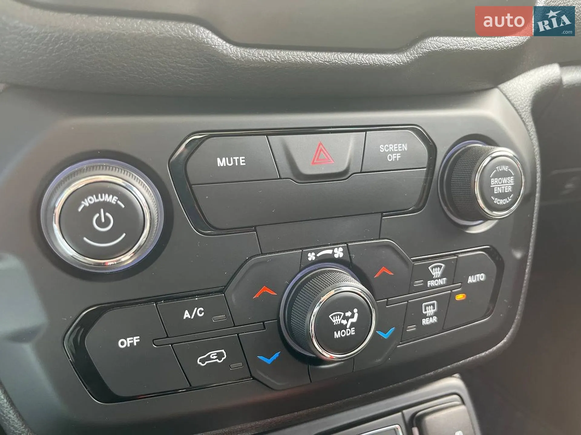 2018 Jeep Renegade - мініатюра 26