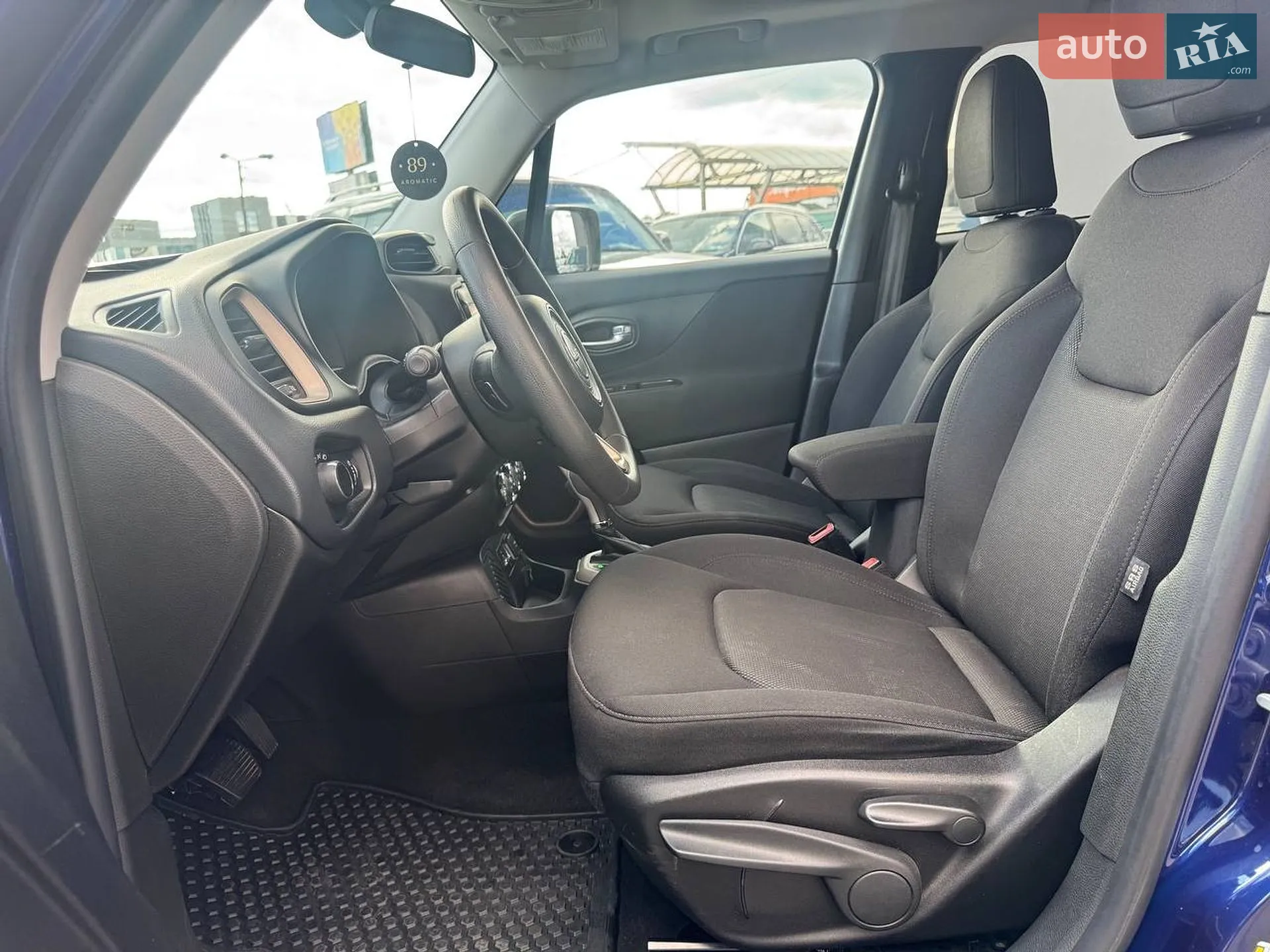 2016 Jeep Renegade - мініатюра 13