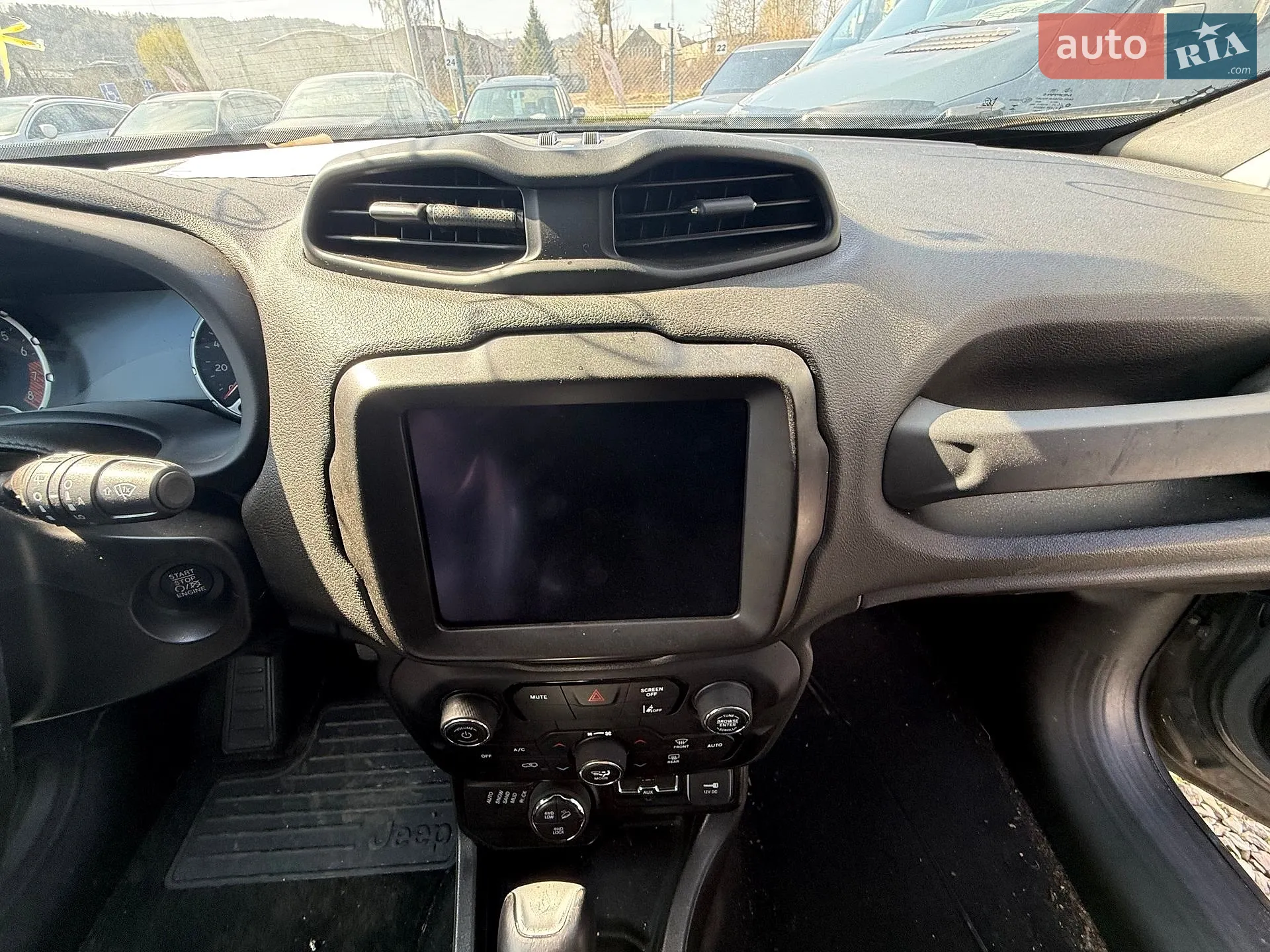 2022 Jeep Renegade - мініатюра 29