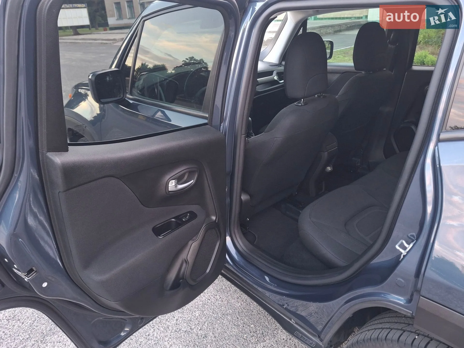2020 Jeep Renegade - мініатюра 34