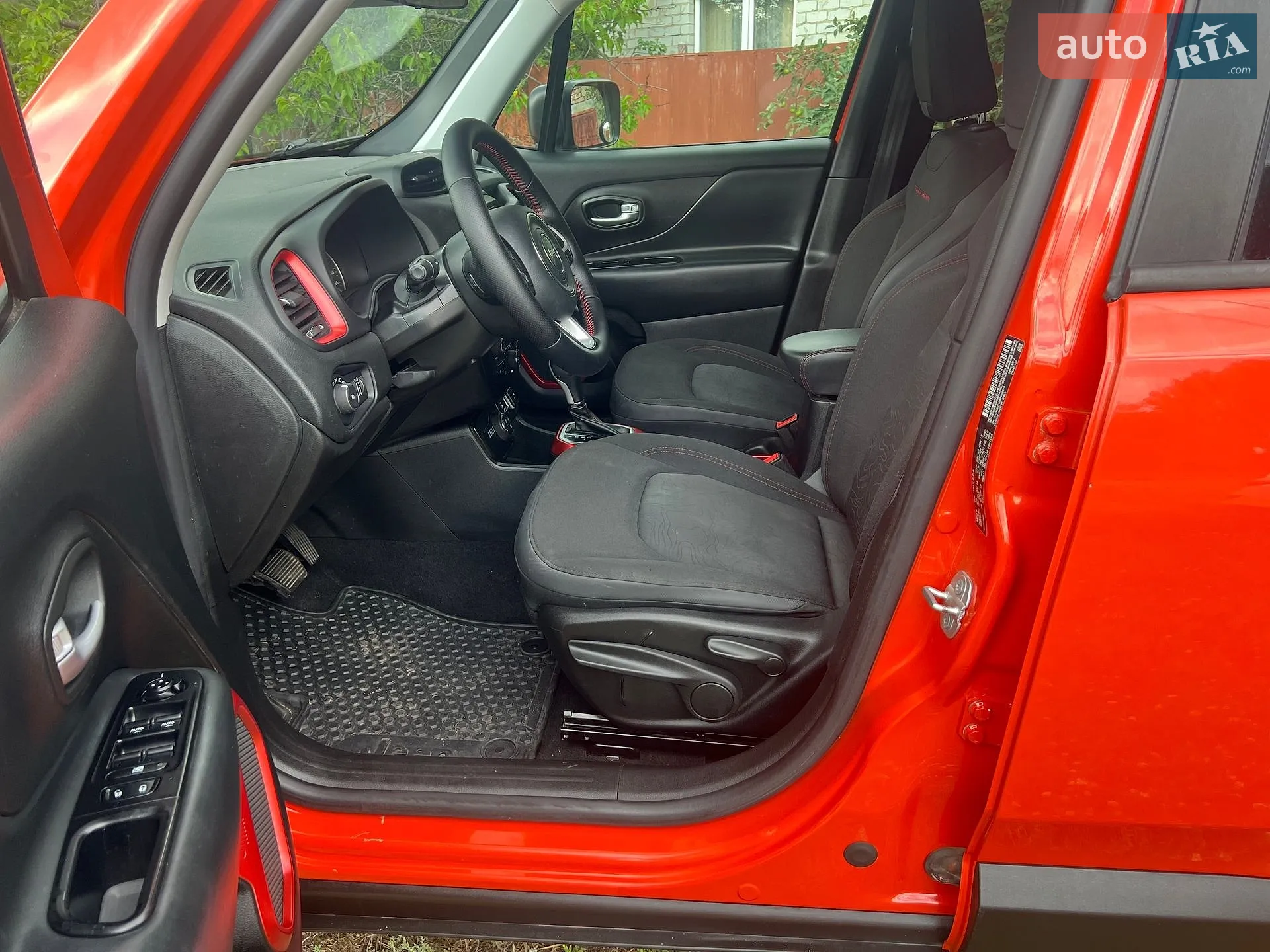 2019 Jeep Renegade - мініатюра 19