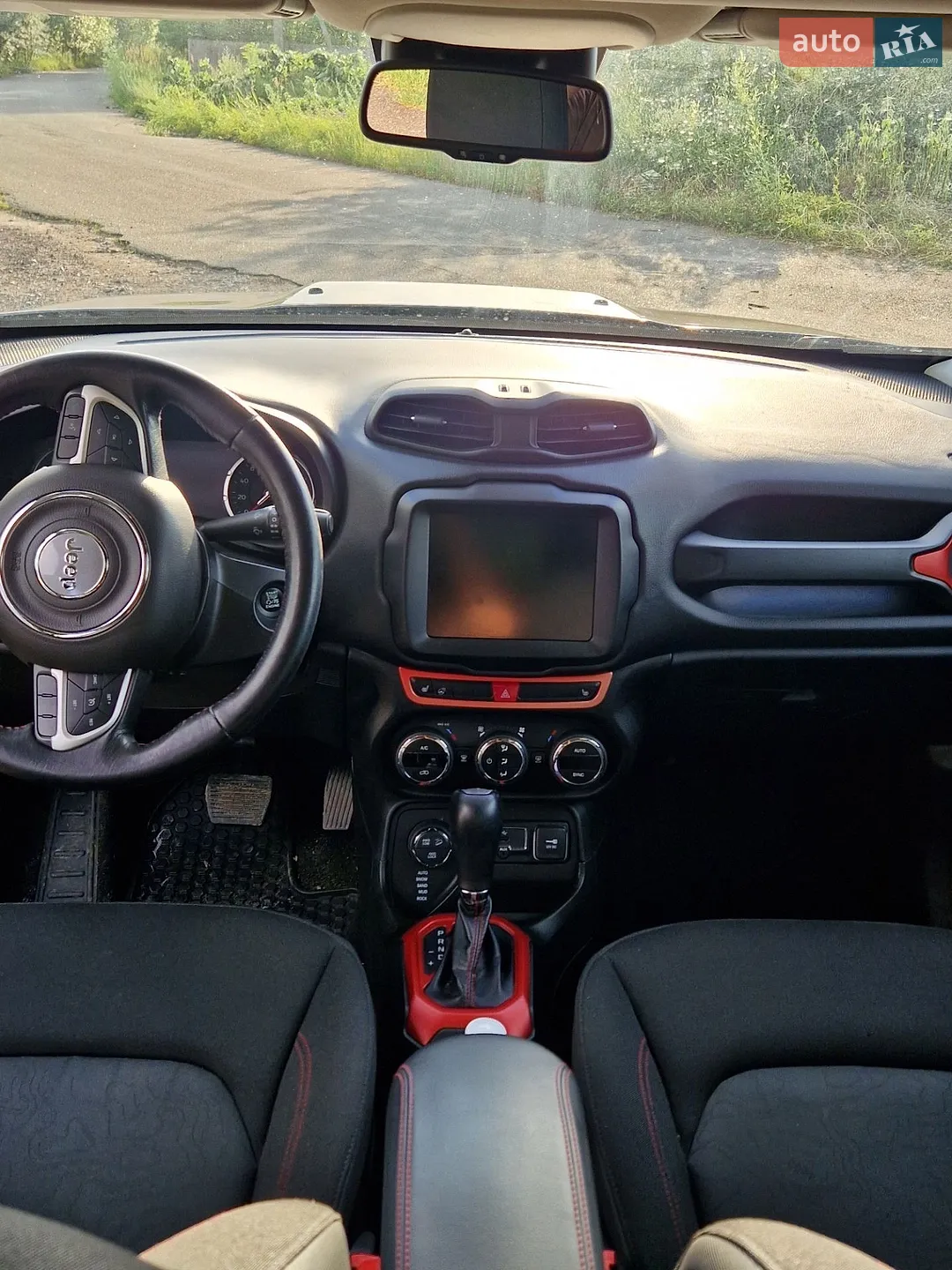 2015 Jeep Renegade - мініатюра 17