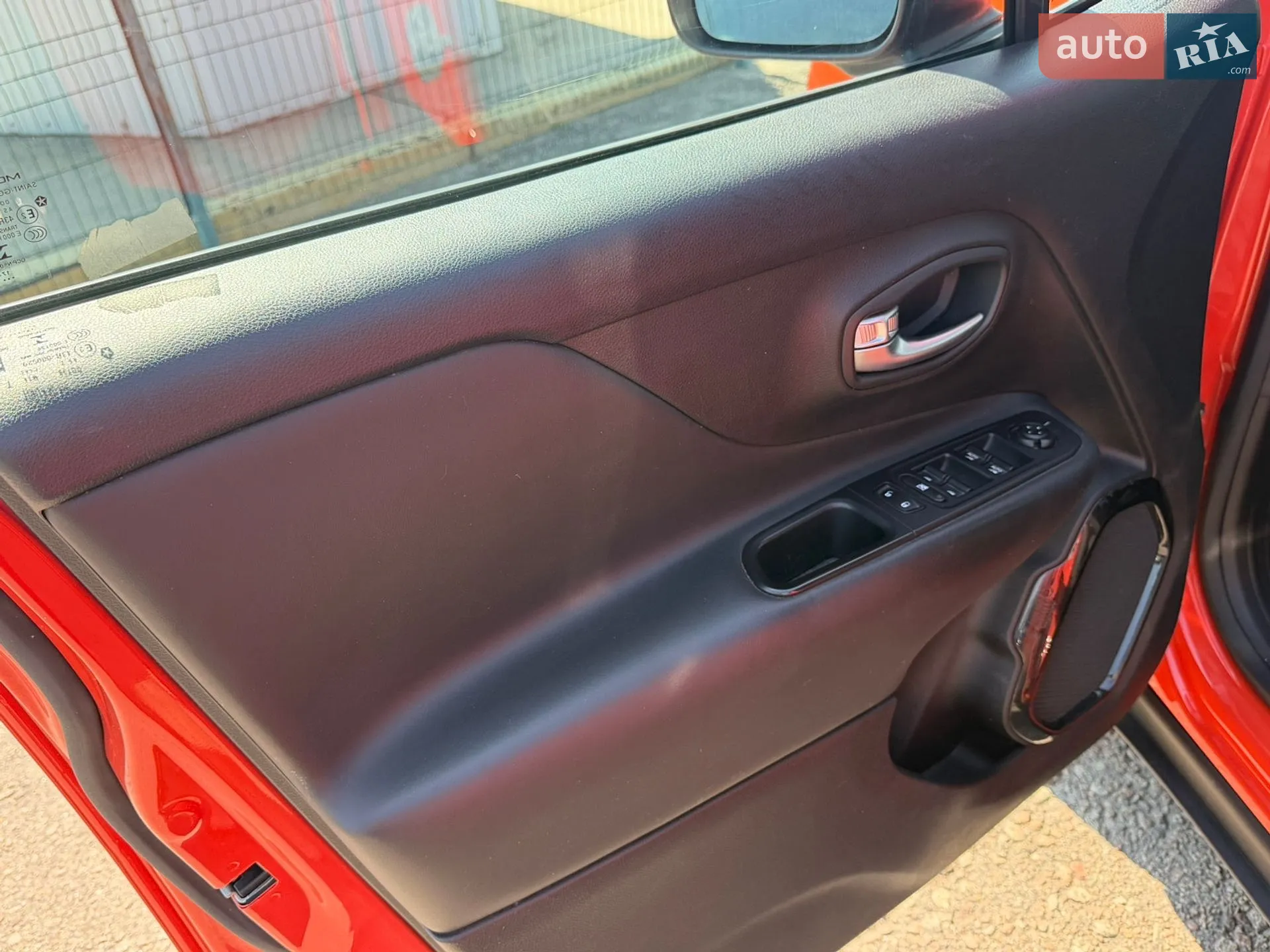 2017 Jeep Renegade - мініатюра 14