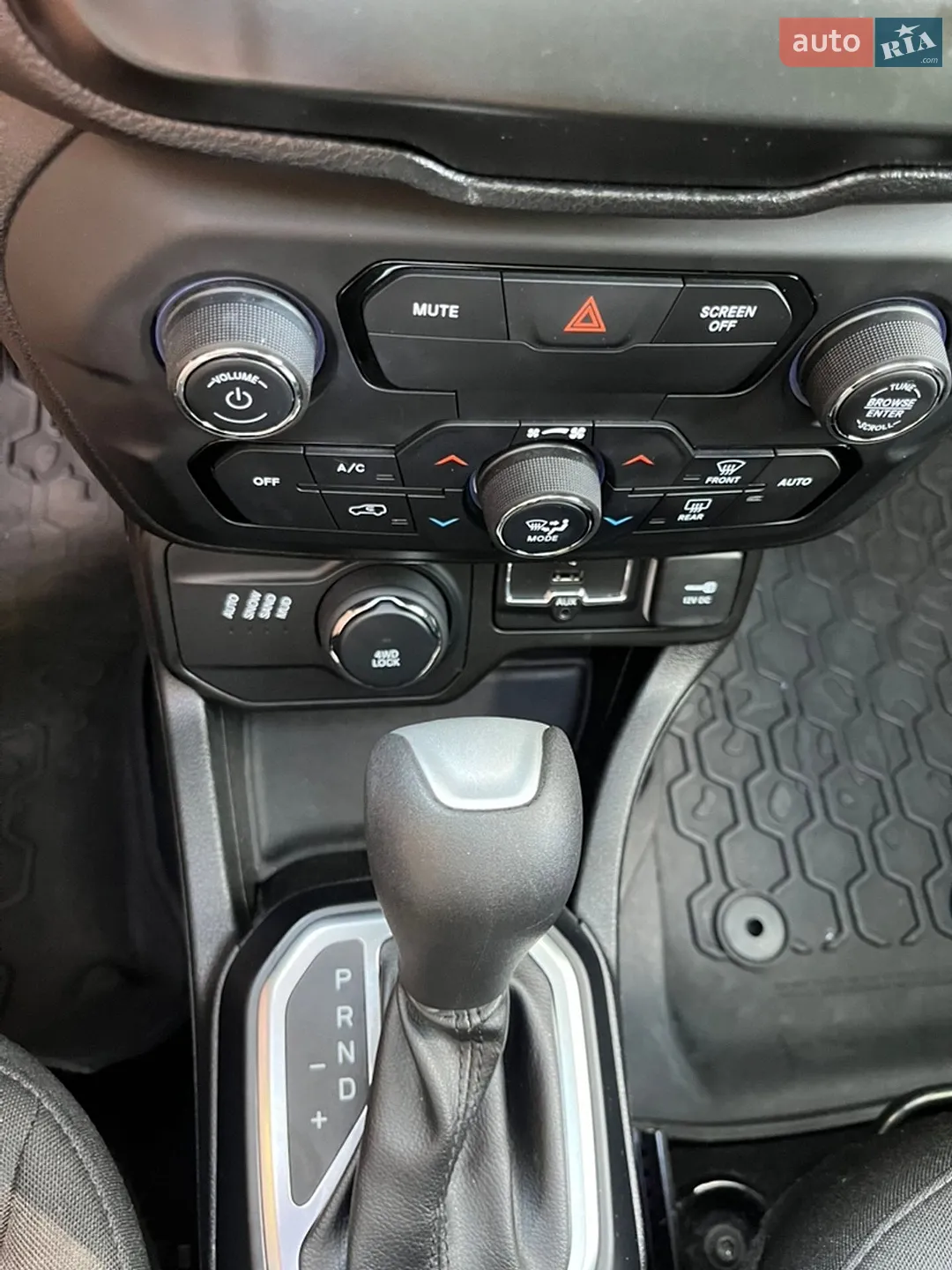 2018 Jeep Renegade - мініатюра 9