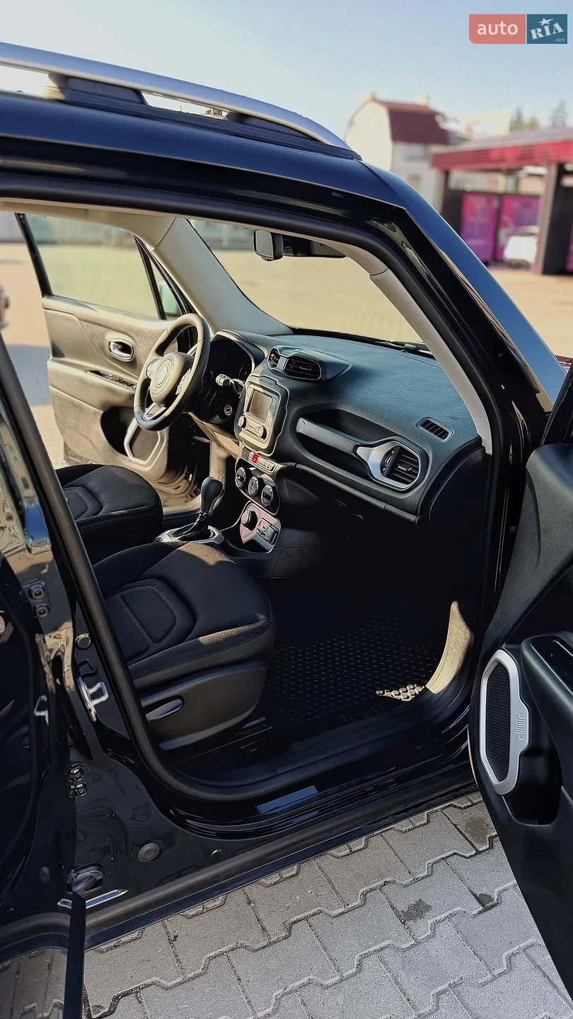 2016 Jeep Renegade - мініатюра 28