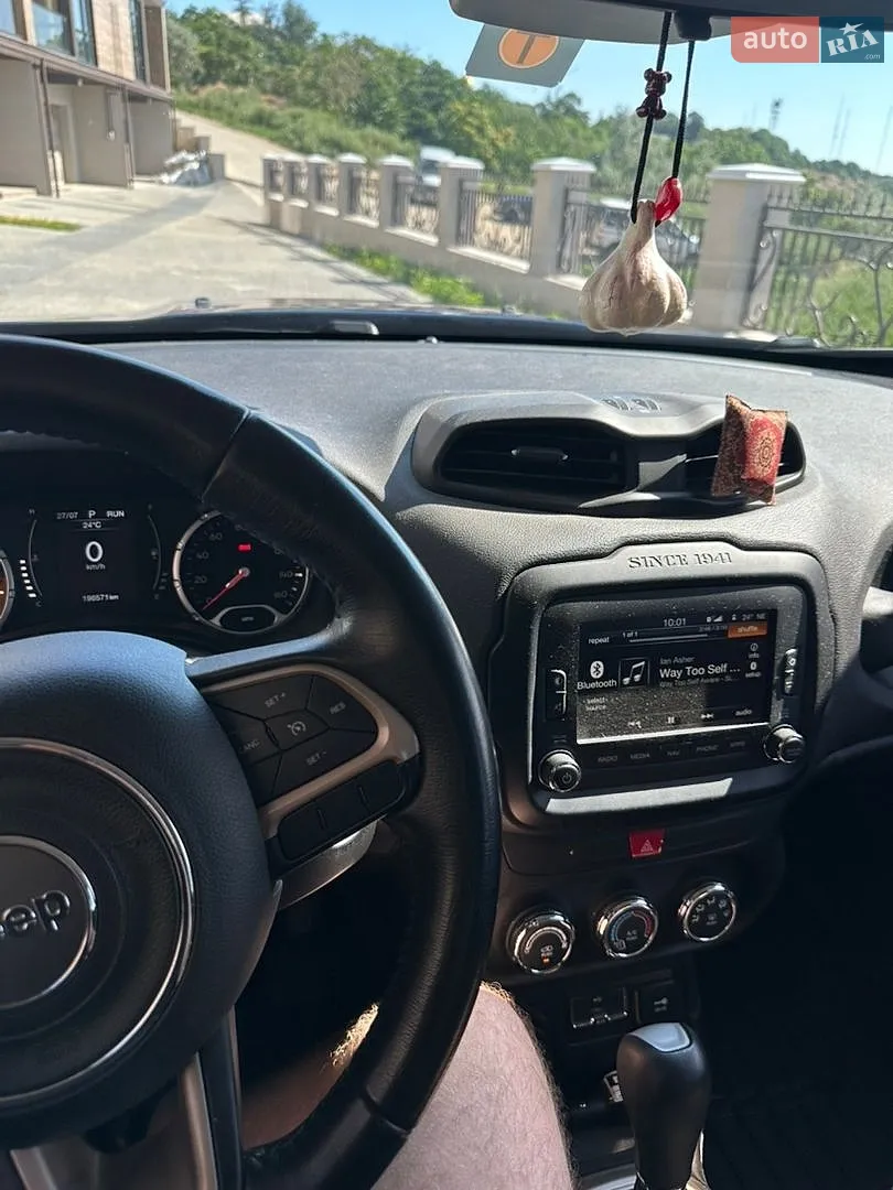 2016 Jeep Renegade - мініатюра 9