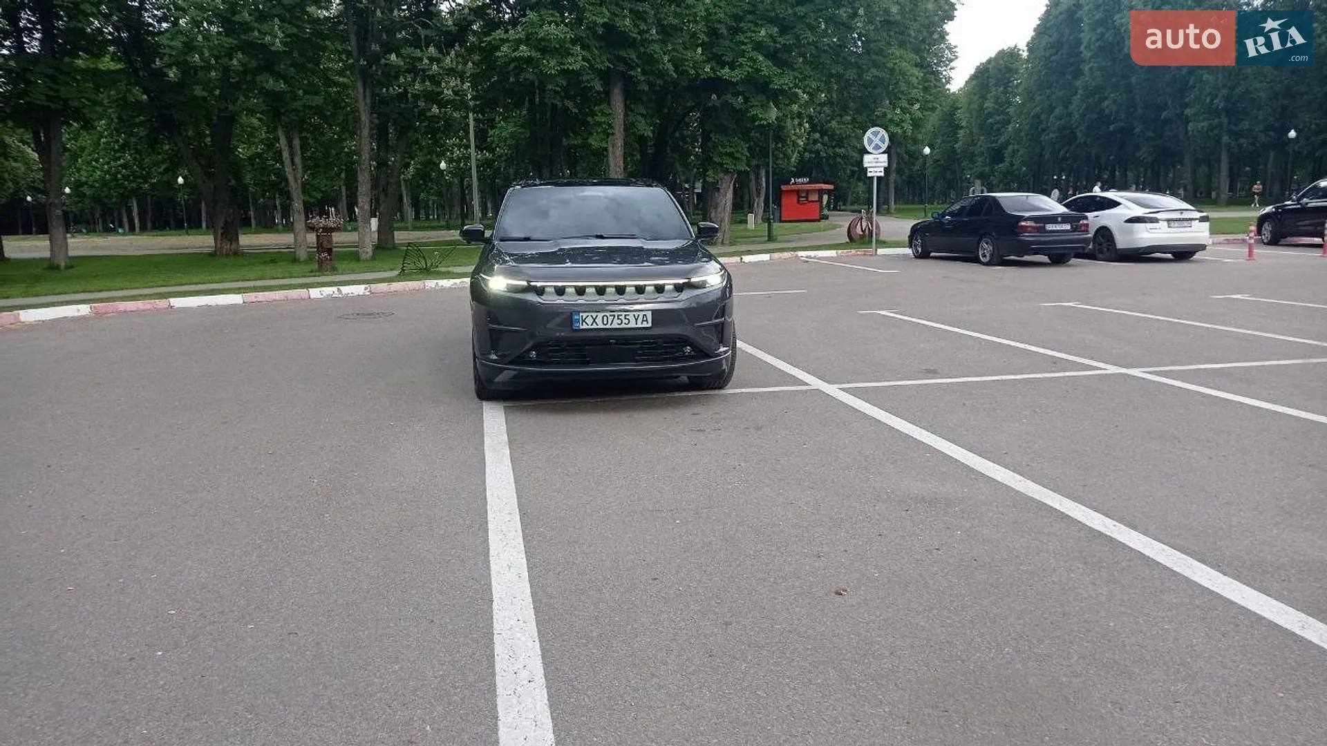 2024 Jeep Grand Wagoneer - мініатюра 8