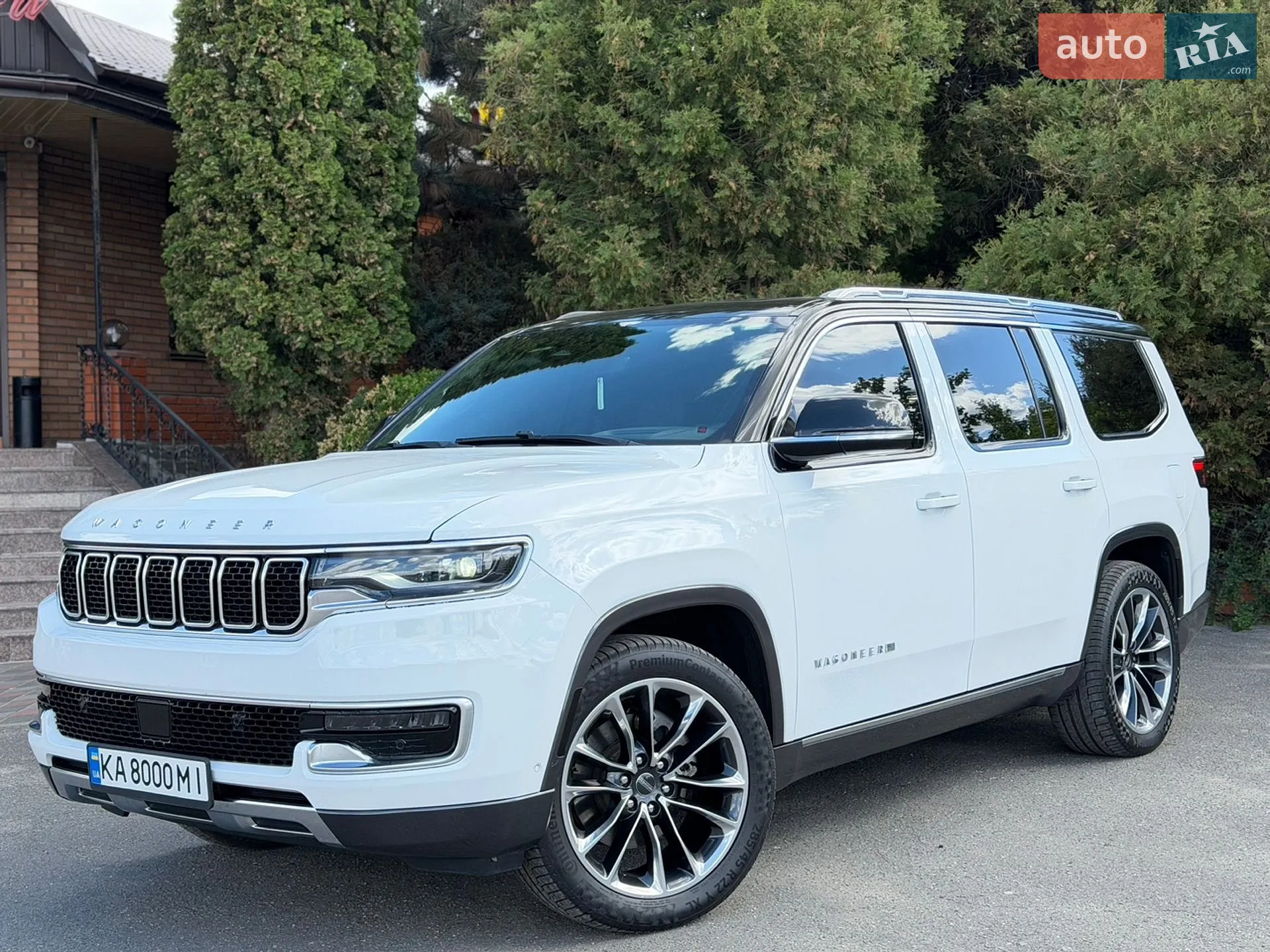 2021 Jeep Grand Wagoneer - мініатюра 2