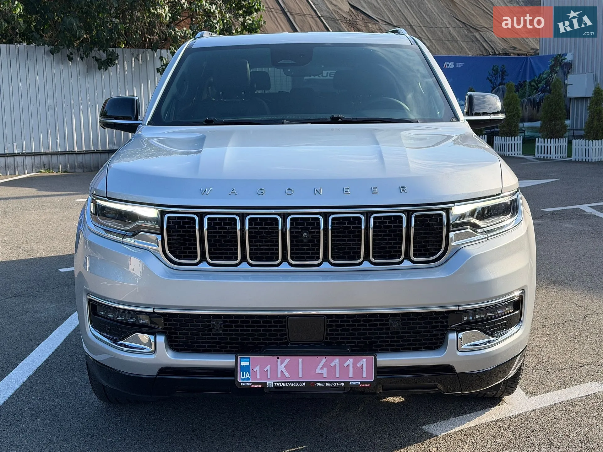 2023 Jeep Grand Wagoneer - мініатюра 8