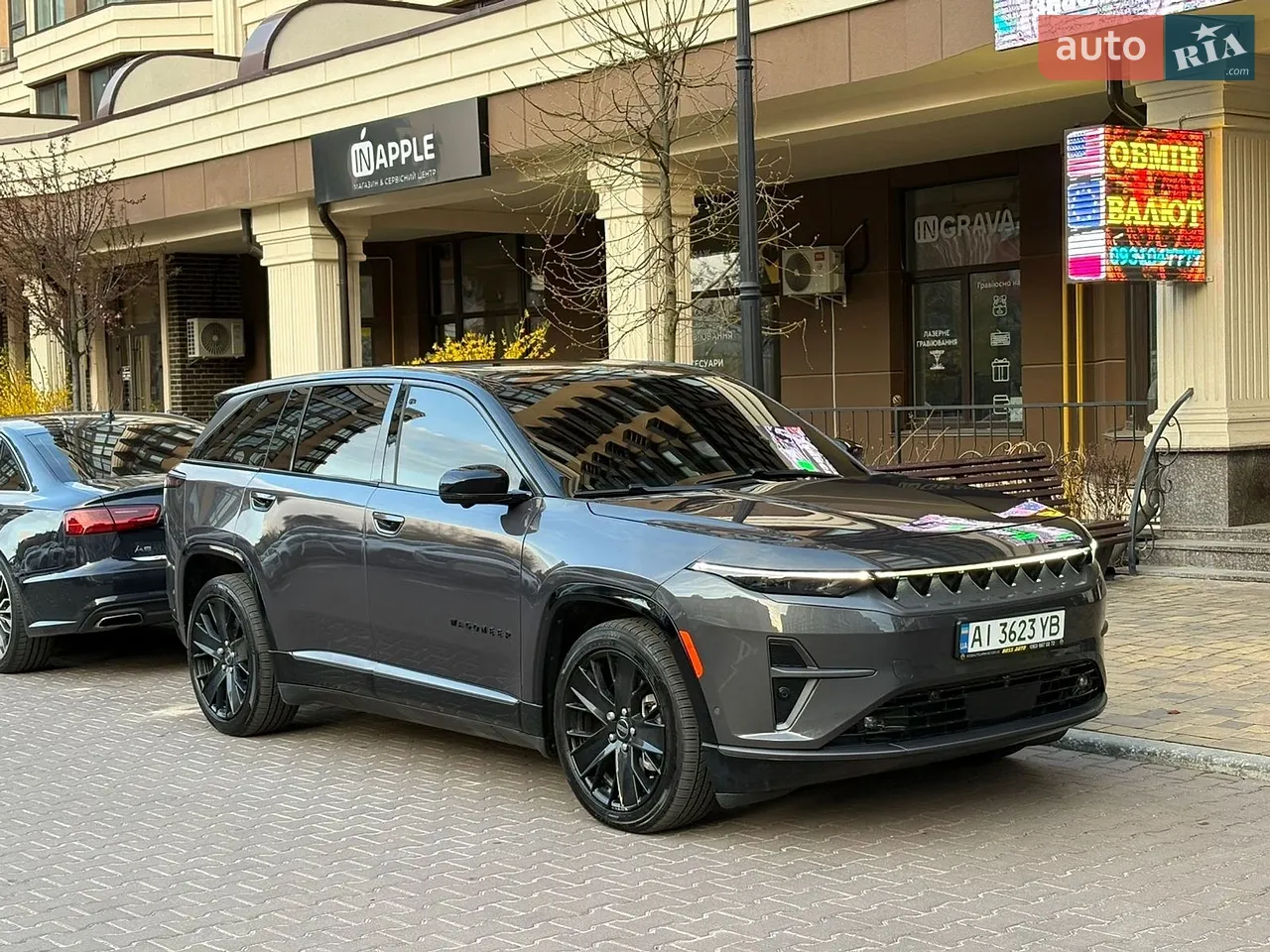 2024 Jeep Grand Wagoneer - мініатюра 28
