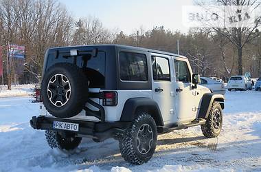 Внедорожник / Кроссовер Jeep Wrangler 2012 в Киеве