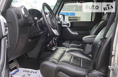 Внедорожник / Кроссовер Jeep Wrangler 2012 в Киеве