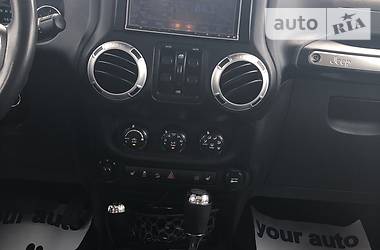 Внедорожник / Кроссовер Jeep Wrangler 2012 в Тернополе