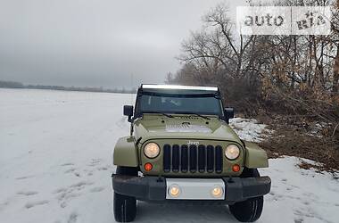 Внедорожник / Кроссовер Jeep Wrangler 2013 в Харькове