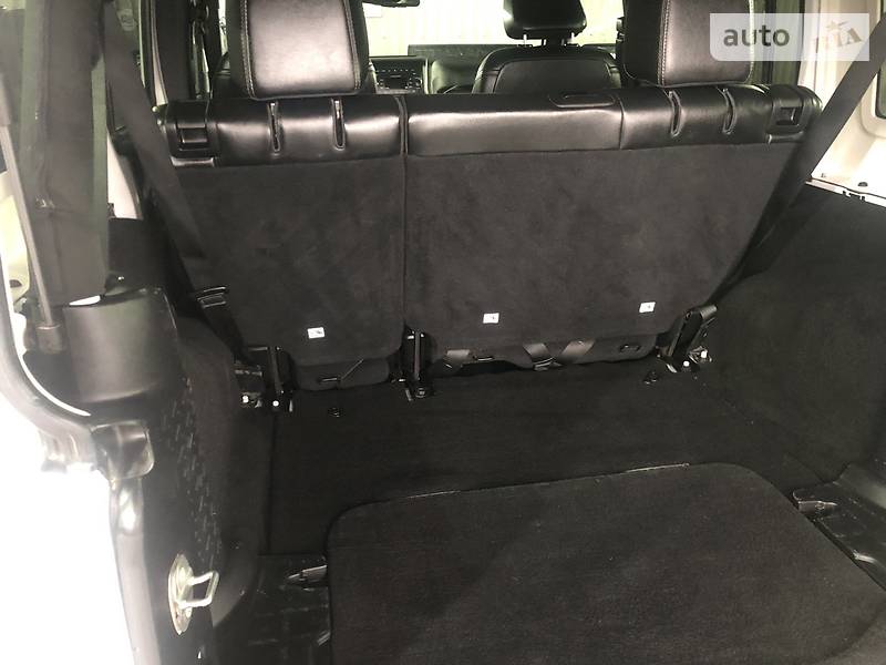 Позашляховик / Кросовер Jeep Wrangler 2015 в Києві