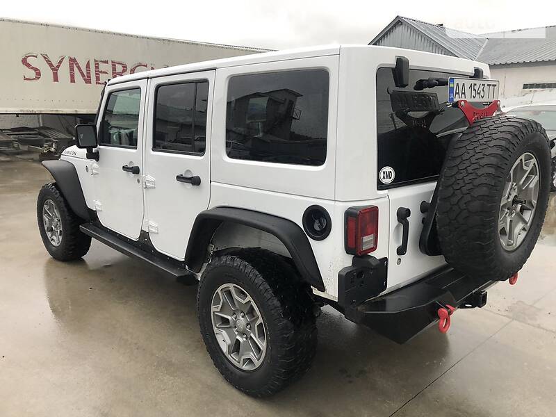 Позашляховик / Кросовер Jeep Wrangler 2015 в Києві