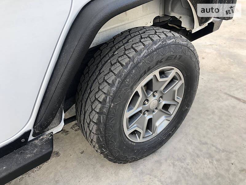 Позашляховик / Кросовер Jeep Wrangler 2015 в Києві