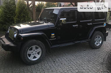 Внедорожник / Кроссовер Jeep Wrangler 2013 в Киеве