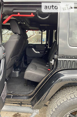 Внедорожник / Кроссовер Jeep Wrangler 2014 в Херсоне