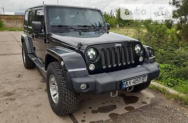 Внедорожник / Кроссовер Jeep Wrangler 2012 в Лозовой