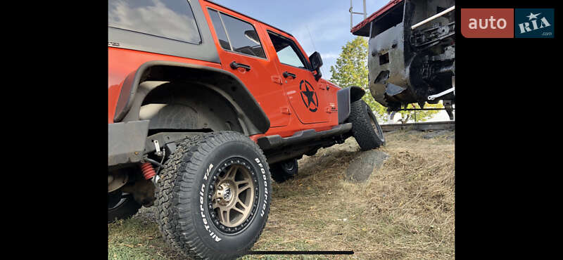 Позашляховик / Кросовер Jeep Wrangler 2015 в Дніпрі фото 11 Позашляховик / Кросовер Jeep Wrangler 2015 в Дніпрі