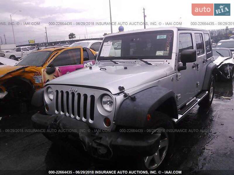Внедорожник / Кроссовер Jeep Wrangler 2008 в Киеве