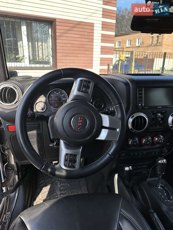Позашляховик / Кросовер Jeep Wrangler 2016 в Полтаві