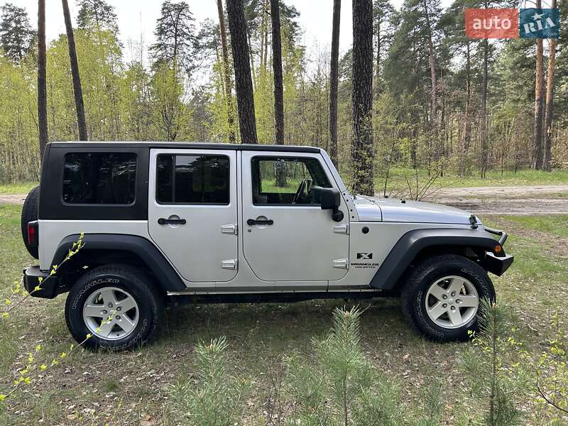 Внедорожник / Кроссовер Jeep Wrangler 2008 в Киеве