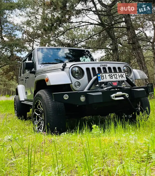 Внедорожник / Кроссовер Jeep Wrangler 2018 в 