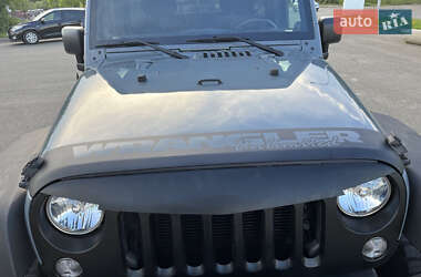 Внедорожник / Кроссовер Jeep Wrangler 2013 в Ивано-Франковске