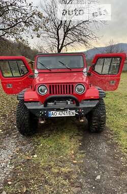 Внедорожник / Кроссовер Jeep Wrangler 2000 в Ужгороде