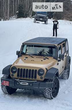 Внедорожник / Кроссовер Jeep Wrangler 2014 в Луцке