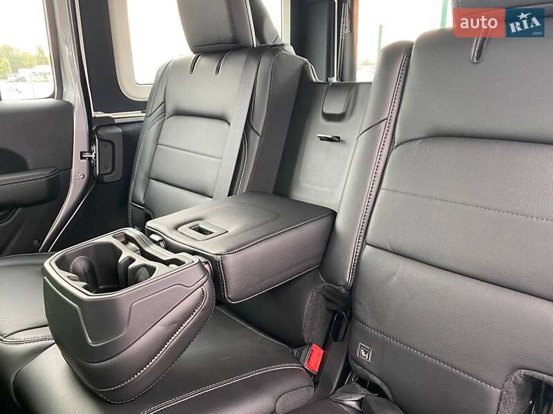 Позашляховик / Кросовер Jeep Wrangler 2019 в Києві фото 31 Позашляховик / Кросовер Jeep Wrangler 2019 в Києві