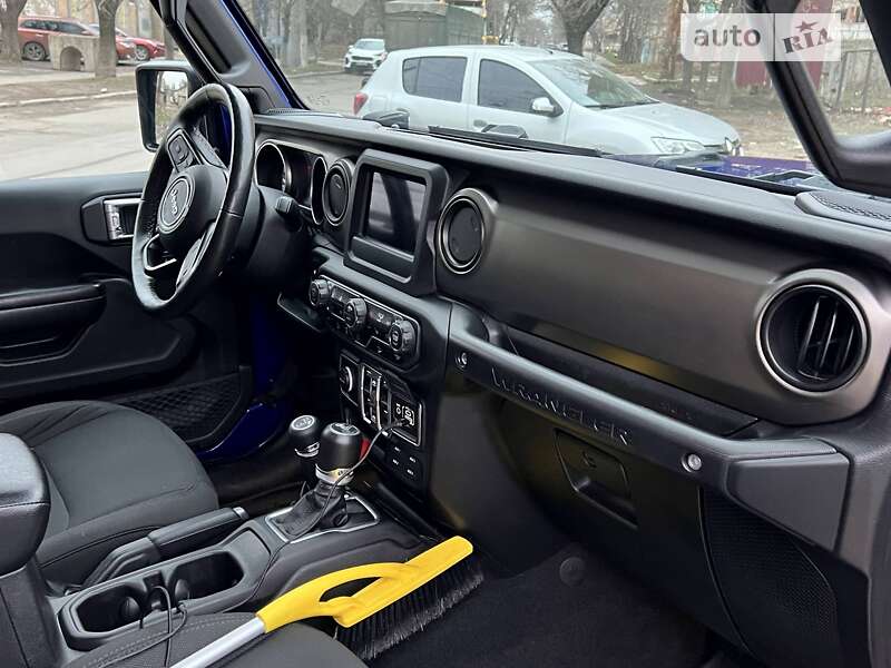 Внедорожник / Кроссовер Jeep Wrangler 2018 в Одессе фото 37 Внедорожник / Кроссовер Jeep Wrangler 2018 в Одессе