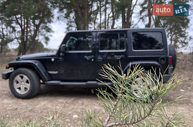 Внедорожник / Кроссовер Jeep Wrangler 2011 в Трускавце