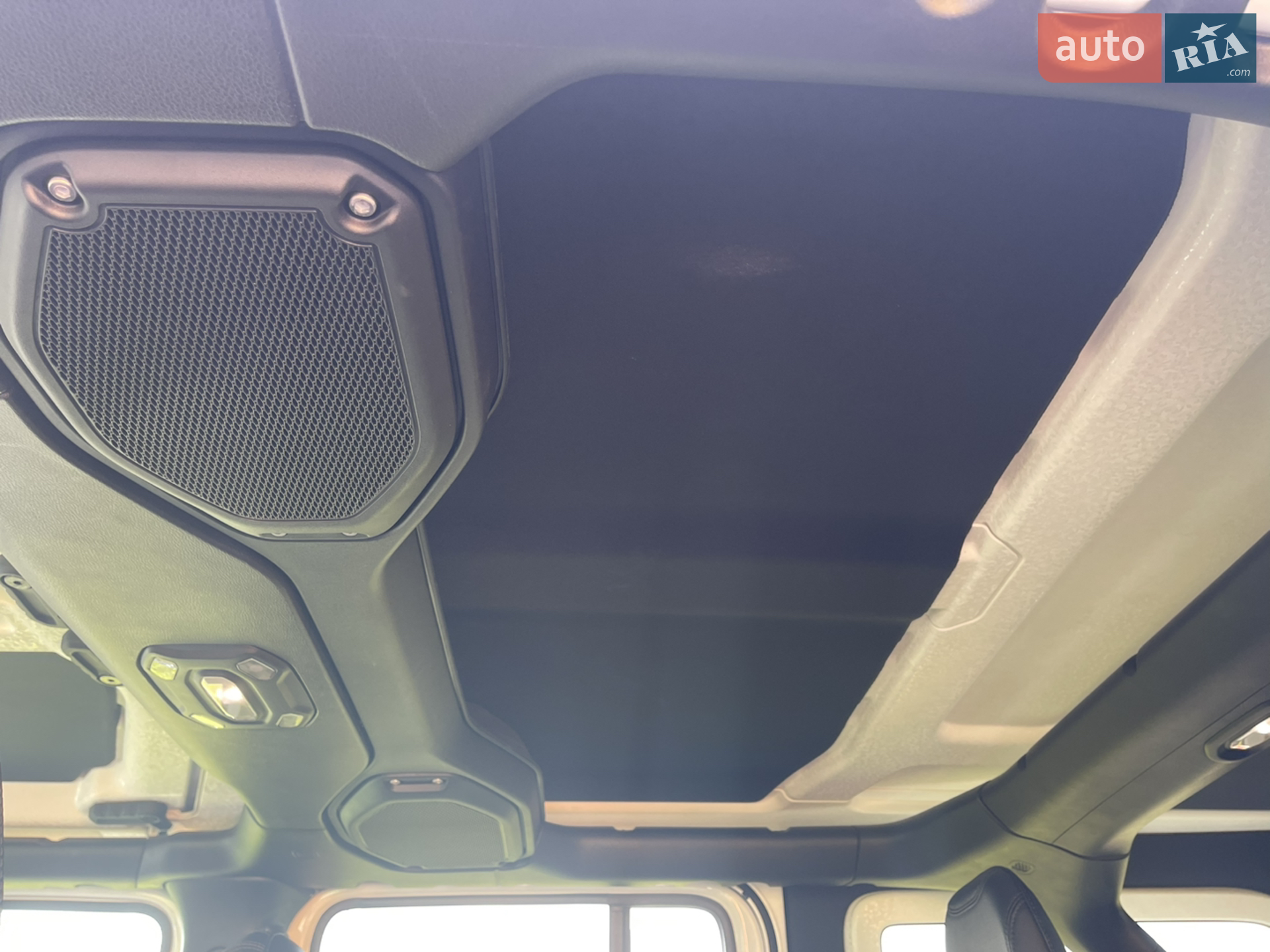 2018 Jeep Wrangler - мініатюра 24