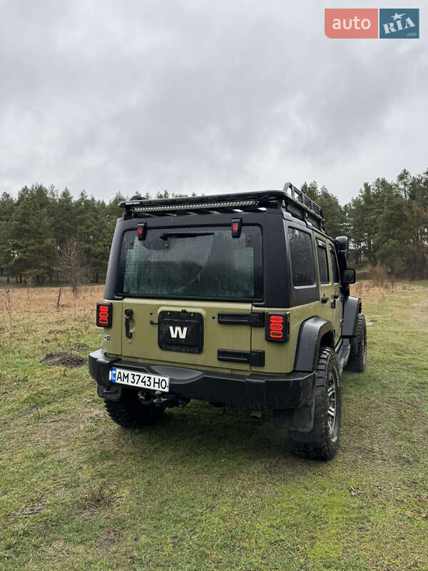 Позашляховик / Кросовер Jeep Wrangler 2012 в Житомирі