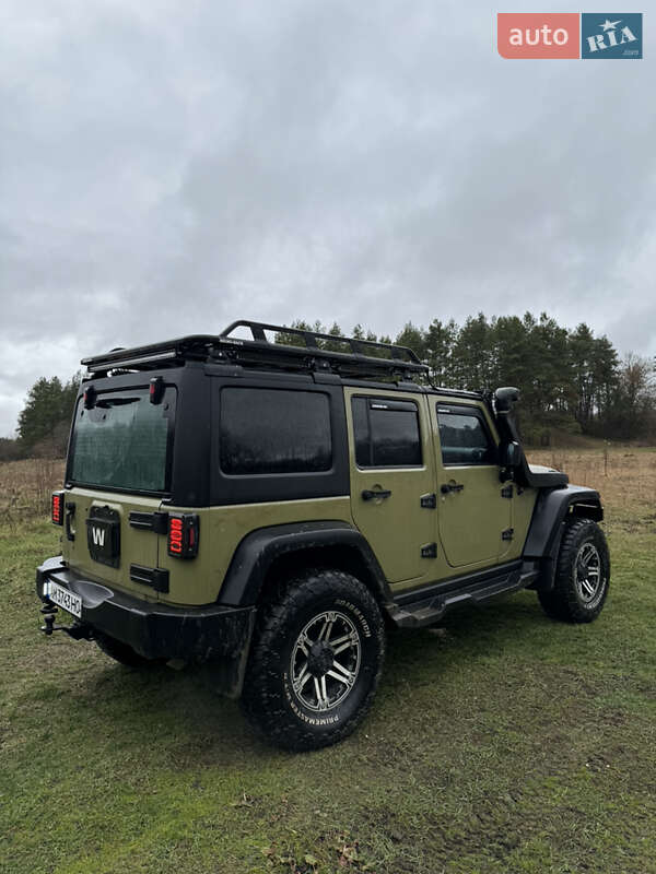 Позашляховик / Кросовер Jeep Wrangler 2012 в Житомирі