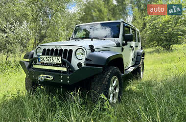 Внедорожник / Кроссовер Jeep Wrangler 2011 в 