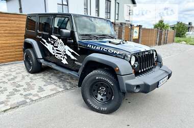 Позашляховик / Кросовер Jeep Wrangler 2012 в Києві