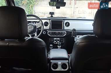Внедорожник / Кроссовер Jeep Wrangler 2019 в 