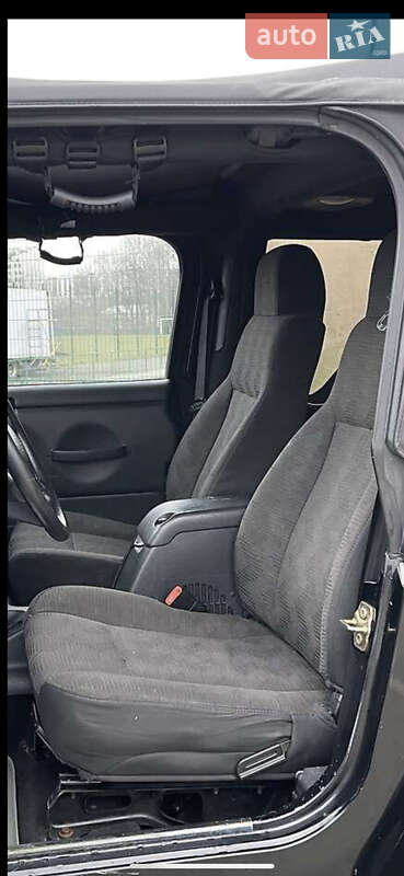 Внедорожник / Кроссовер Jeep Wrangler 2003 в Ивано-Франковске