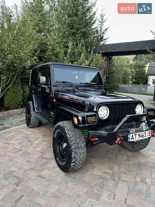 Внедорожник / Кроссовер Jeep Wrangler 2003 в Ивано-Франковске